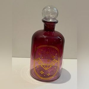 Brand New Target Bullseye Playground Halloween Glass Ombre Decanter.
